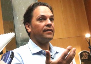 Mike Piazza Closeup
