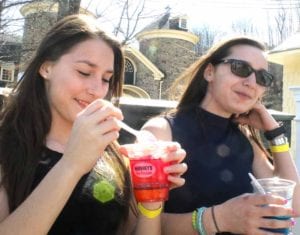 hsotiryi day cool drink
