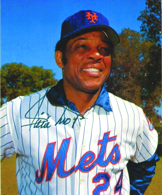 Willie Mays New York Mets Memorabilia, Willie Mays Collectibles, Mets  Verified Signed Willie Mays Photos